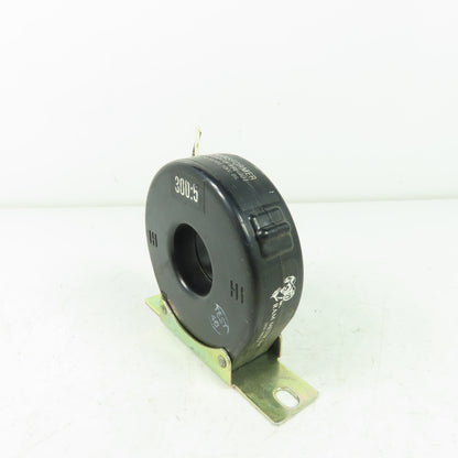 Ram Meter 58 RBL-301 Current Transformer 300:5 Ratio 10KV 600 V