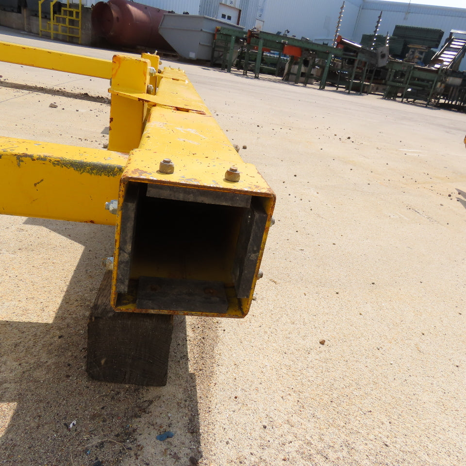 PWI 10' Wide Rolled Carpet Roofing Stationary Manual Material Dispenser Frame