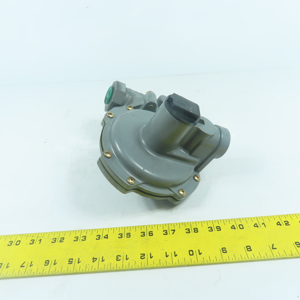 Fisher HSR-BHBBMYN LOC 870 Gas Pressure Regulator Valve 1/2" Orifice 6-8" WC