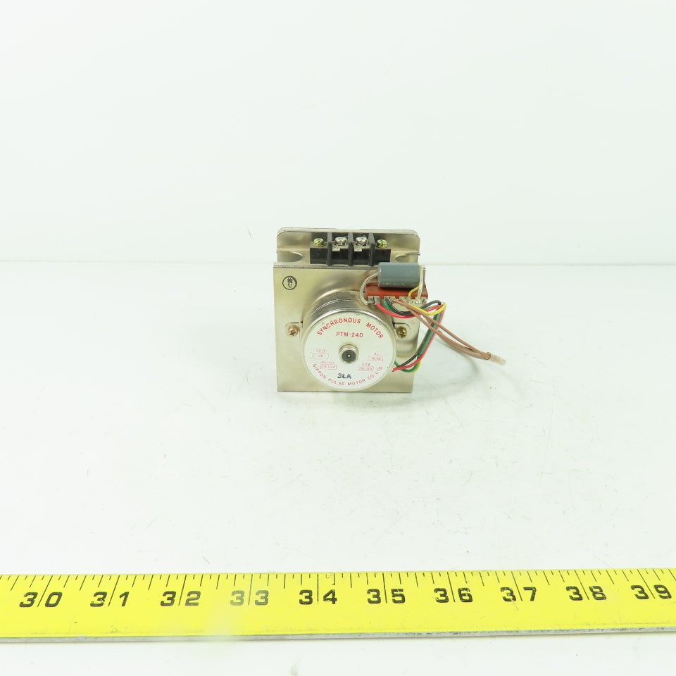Nippon Pulse Motor PTM-24D Synchronous Motor 100V 250/300RPM 50/60Hz