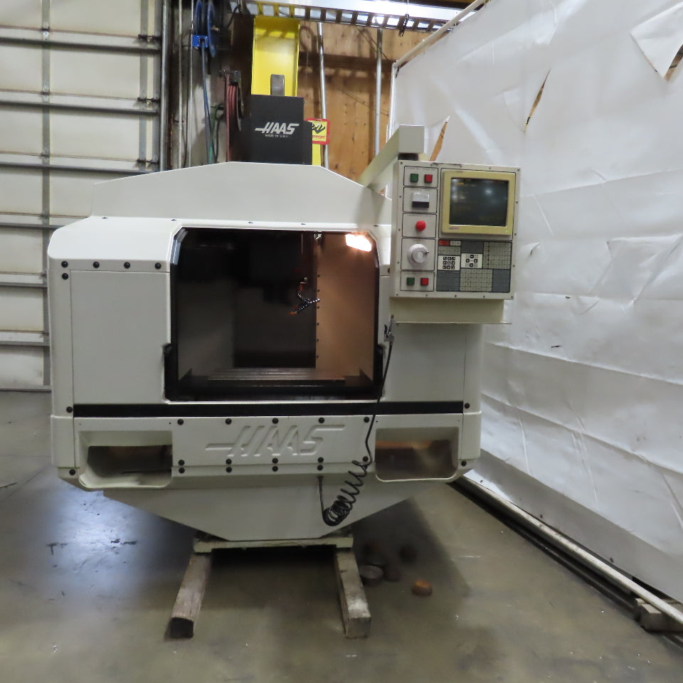 Haas VF-0 208-230V 3Ph 3 Axis Vertical Machining CNC 16 Tool ATC Low 1560Hrs.