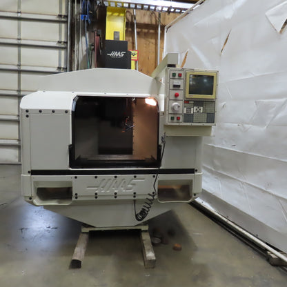 Haas VF-0 208-230V 3Ph 3 Axis Vertical Machining CNC 16 Tool ATC Low 1560Hrs.