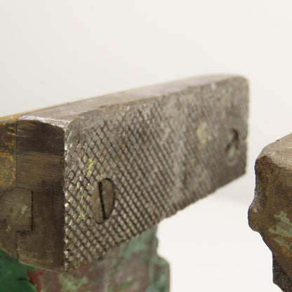 Rock Island 4-1/2" Jaws x 9" Open Heavy Duty Stationary Bench Vise USA Made