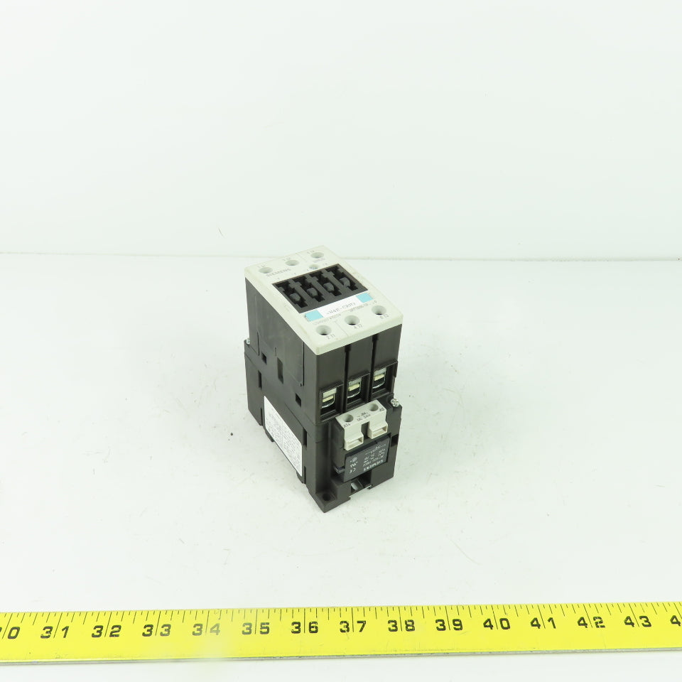 Siemens 3RT1035-1B..0 Sirius 40HP 3Ph 600VAC Contactor 24VDC Coil