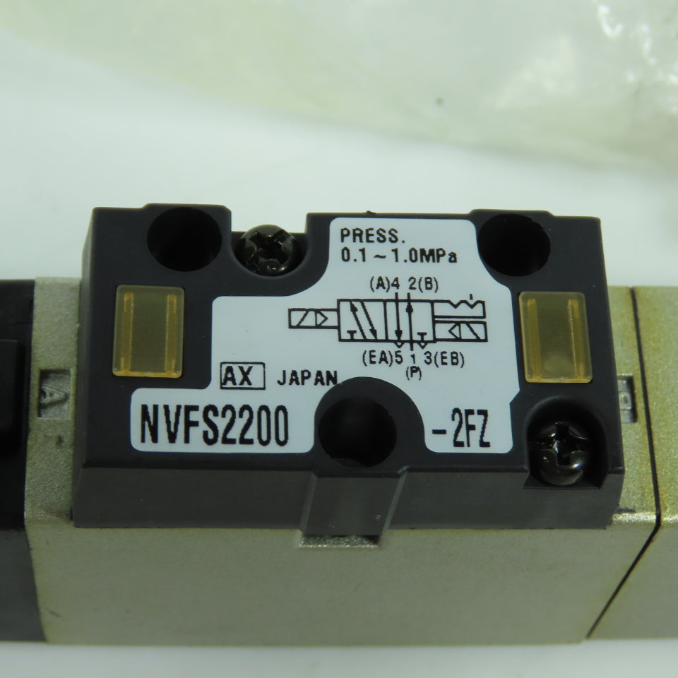 SMC NVFS2200 4/5 Pneumatic Solenoid Control Valve 17-230V Coil