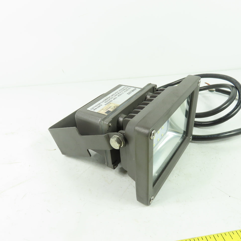 49WJ22 LED Floodlight 120-277V 0.125A 15W