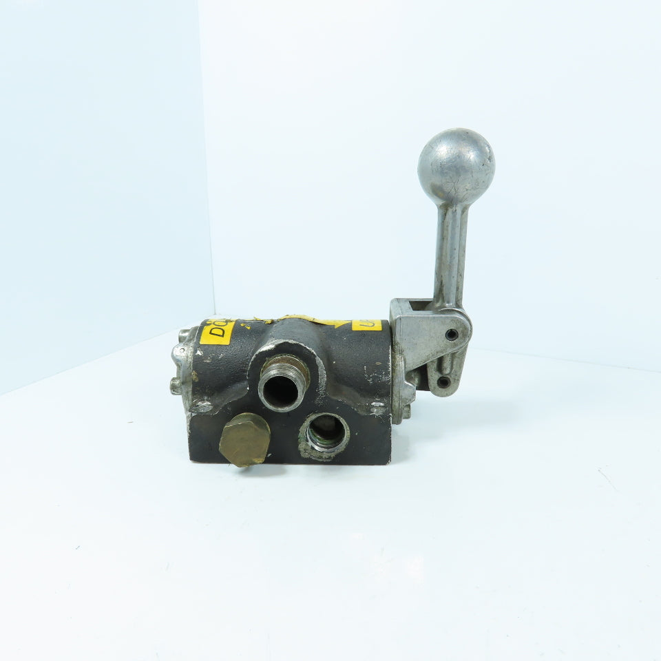 3-Postion / 4-Way Manual Pneumatic Control Valve 1/2" NPT