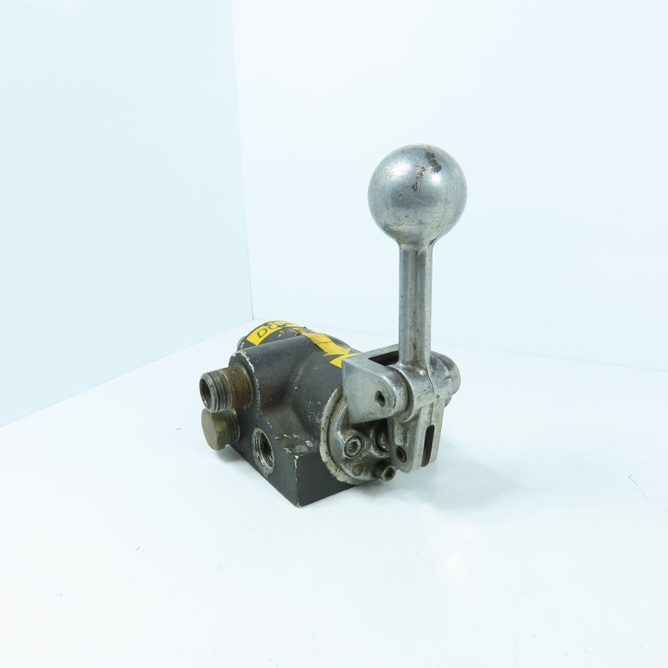 3-Postion / 4-Way Manual Pneumatic Control Valve 1/2" NPT