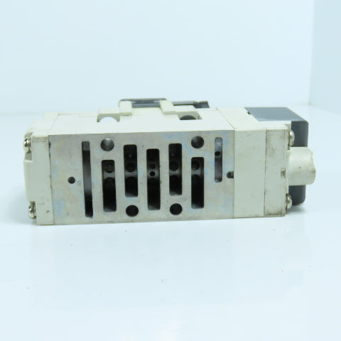 SMC VQ7-6-FG-S-3Z Pneumatic Directional Control Valve 0.15-1.0MPa