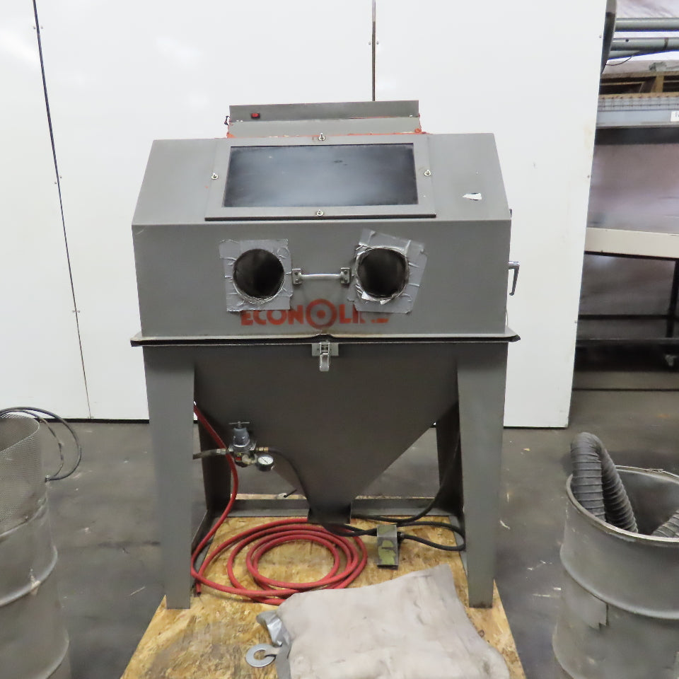 Econoline Abrasive Blast Cabinet Siphon Feed 42" x 24" W/ Dust Filter 110PSI