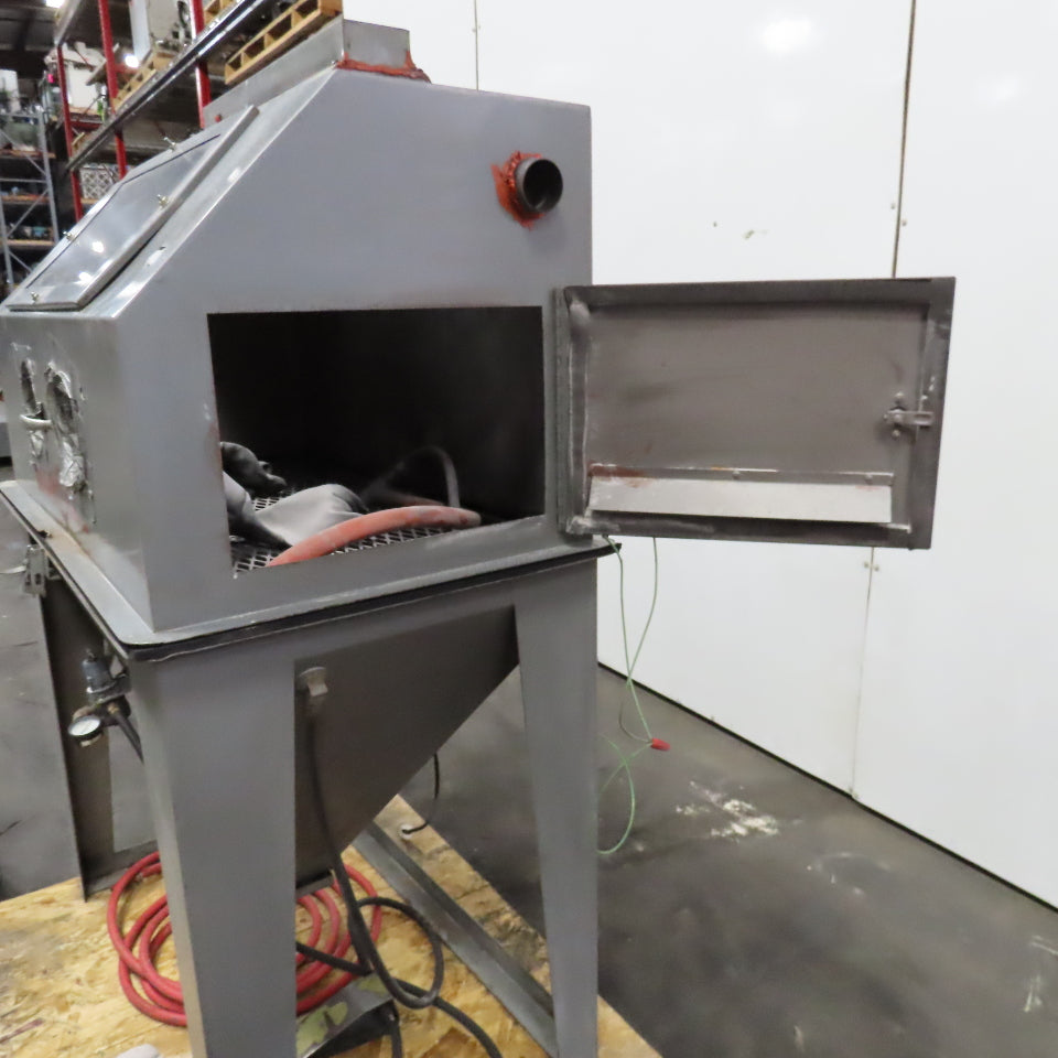 Econoline Abrasive Blast Cabinet Siphon Feed 42" x 24" W/ Dust Filter 110PSI