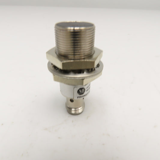 Allen Bradley 872C-DH5NN18-D4 Inductive Proximity Sensor 10-30VDC
