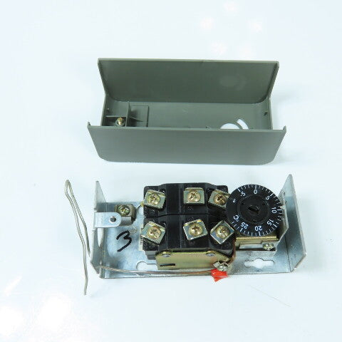 Johnson Controls A28AA-9007 Two Stage Temperature Control Switch -5 To 28°C 230