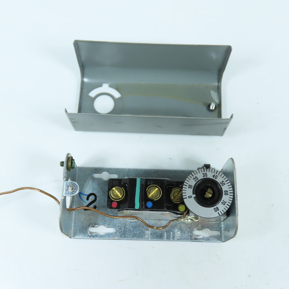Johnson Controls A19AAC-4 Temperature Control Switch 120/240V