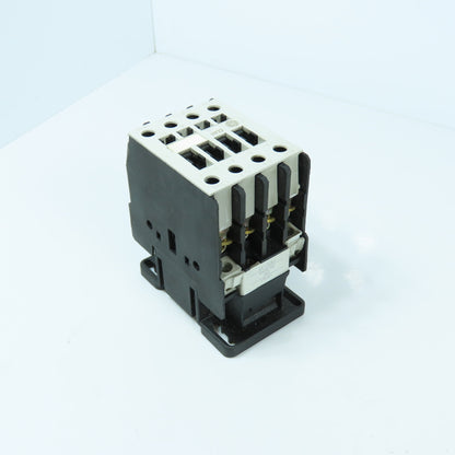 General Electric CL03A310M 3-Pole Power Contactor 45A 600V Max 24V DC Coil