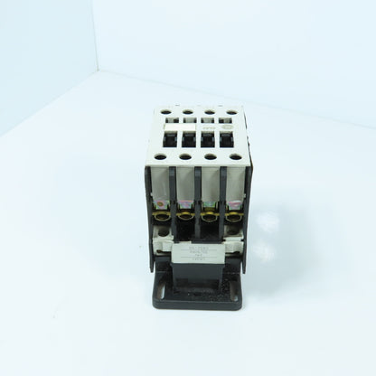 General Electric CL03A310M 3-Pole Power Contactor 45A 600V Max 24V DC Coil