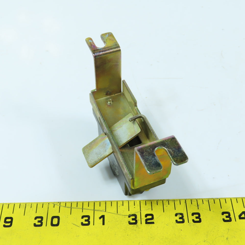 Cutler Hammer 10316H89A Precision Snap Action Limit Switch W/ Mount