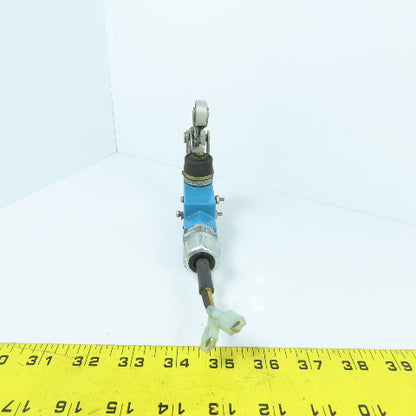 Micro Switch BZE6-2RN2 15A 45° Roller Plunger Limit Switch 125-480VAC
