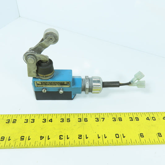 Micro Switch BZE6-2RN2 15A 45° Roller Plunger Limit Switch 125-480VAC