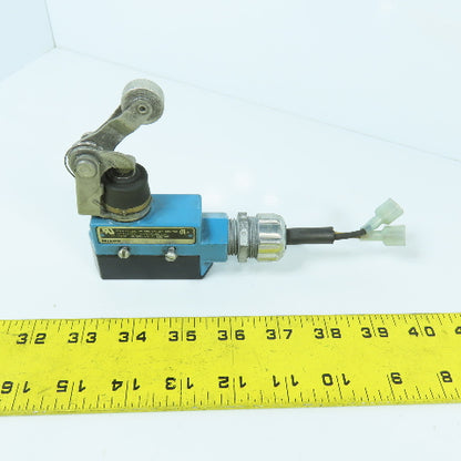 Micro Switch BZE6-2RN2 15A 45° Roller Plunger Limit Switch 125-480VAC