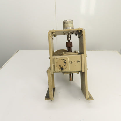 Dayton 4Z010D 30:1 Ratio 1HP Vertical Gear Motor 230/460V 3PH 58RPM W/ Encoder