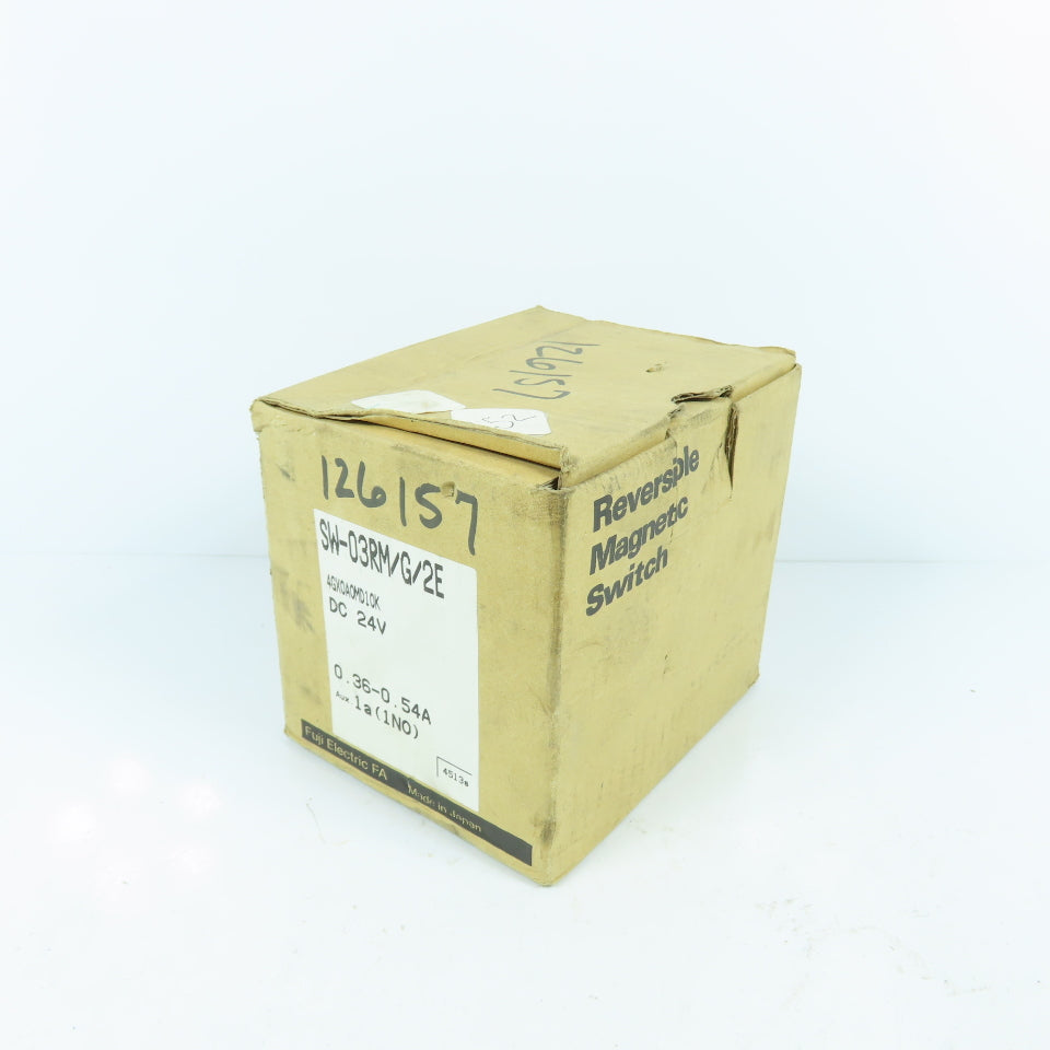 Fuji SC-03/G 4GX0A0MD10K Reversing Contactor 24VDC Coil W/ Overload 0.36-0.54A