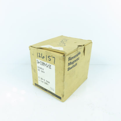 Fuji SC-03/G 4GX0A0MD10K Reversing Contactor 24VDC Coil W/ Overload 0.36-0.54A