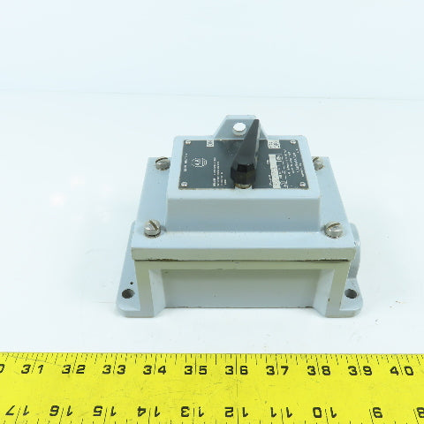 Allen Bradley 600-TCX5 Ser D Manual Motor Starter Switch 1HP 1PH 115-230V Nema 4