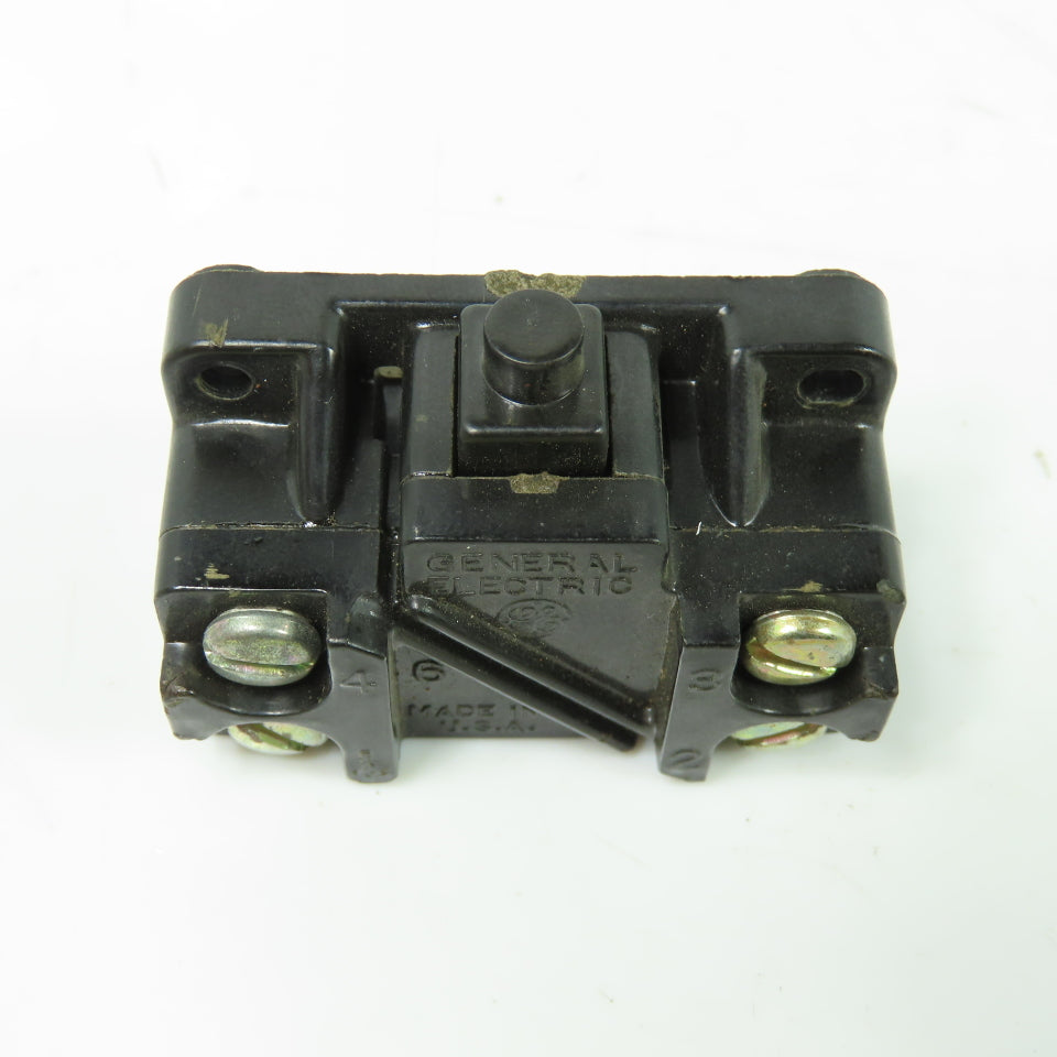 General Electric CR1070A108G Push Button Limit Switch 600V