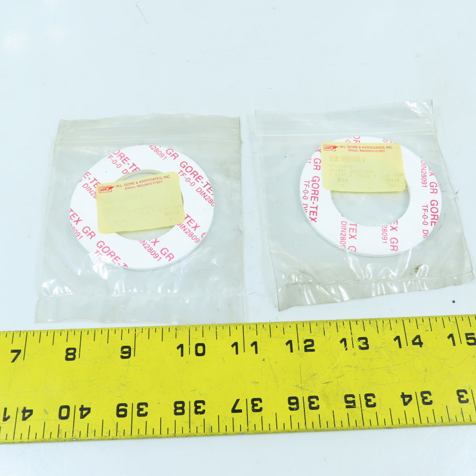 W.L. Gore 03056946 GR1801 .25X150RG Gaskets 1-1/4" x 150LB x 1/8" GOR Lot Of 2