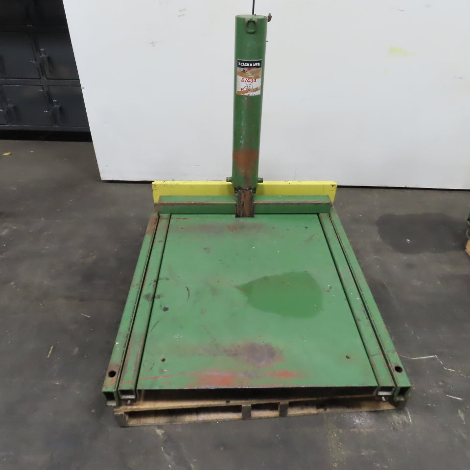 Blackhawk 67434 1-1/2 Ton 3000LB 48" x 36" Air Operated One-End Lift 30" Lift