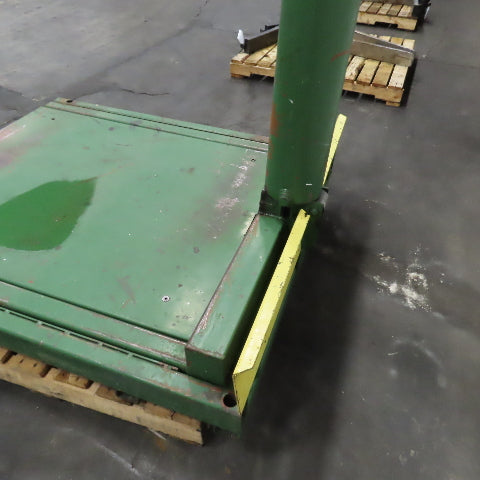 Blackhawk 67434 1-1/2 Ton 3000LB 48" x 36" Air Operated One-End Lift 30" Lift