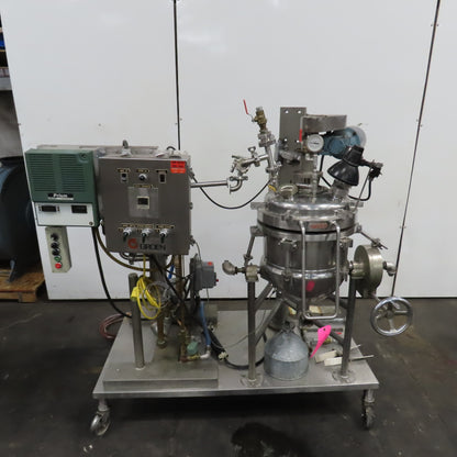 Groen 10 Gallon Stainless Mixing Tilting Kettle W/ Agitator & Pump 3PH 480V