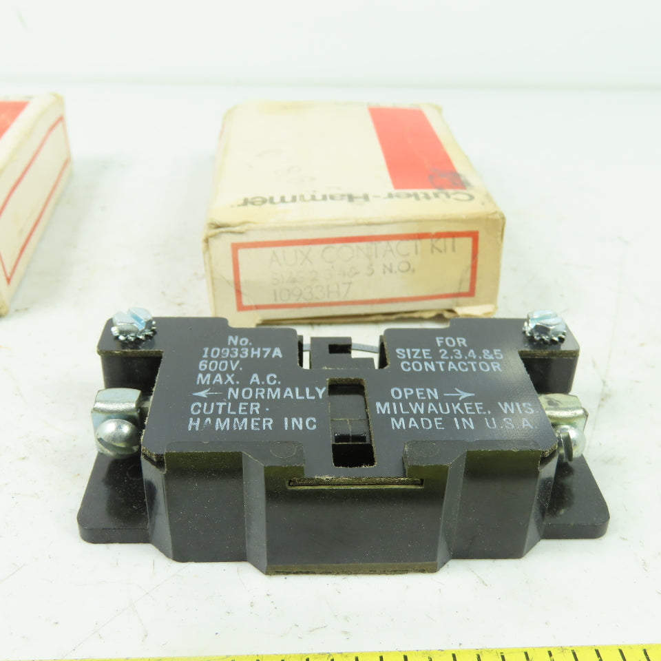 Cutler-Hammer 10933H7 Auxiliary Contact Size 2,3,3,5 600VAC Lot Of 2