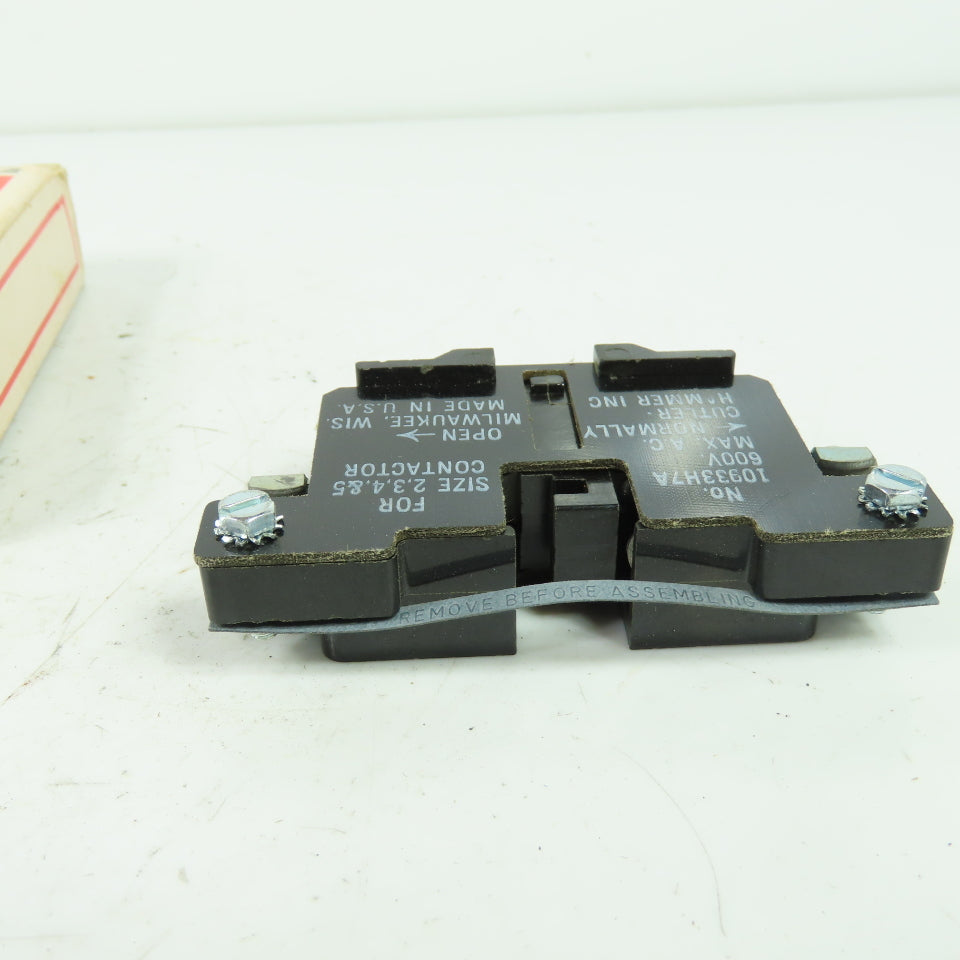 Cutler-Hammer 10933H7 Auxiliary Contact Size 2,3,3,5 600VAC Lot Of 2