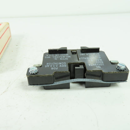 Cutler-Hammer 10933H7 Auxiliary Contact Size 2,3,3,5 600VAC Lot Of 2