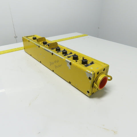 Hubbell Type 2016 WPBC 8-Button Pushbutton Control Pendant Station 120VAC 250VDC