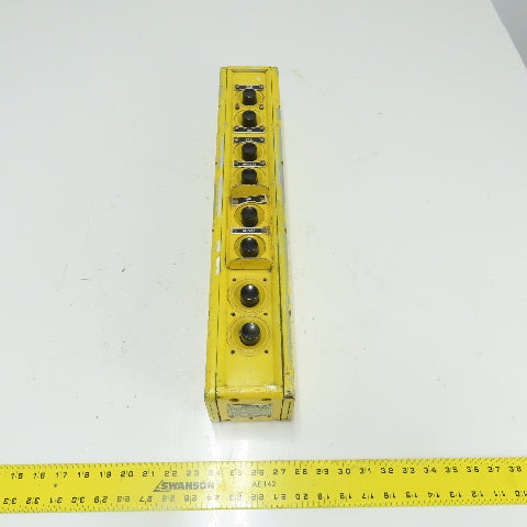 Hubbell Type 2016 WPBC 8-Button Pushbutton Control Pendant Station 120VAC 250VDC