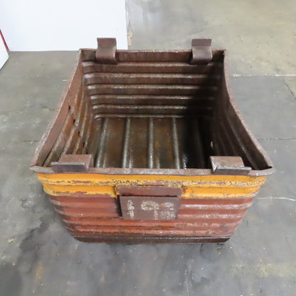 33" x 31" x 25" Deep Heavy Duty Stackable Corrugated Steel Storage Tote Box
