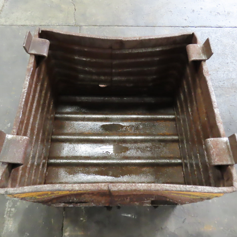 33" x 31" x 25" Deep Heavy Duty Stackable Corrugated Steel Storage Tote Box