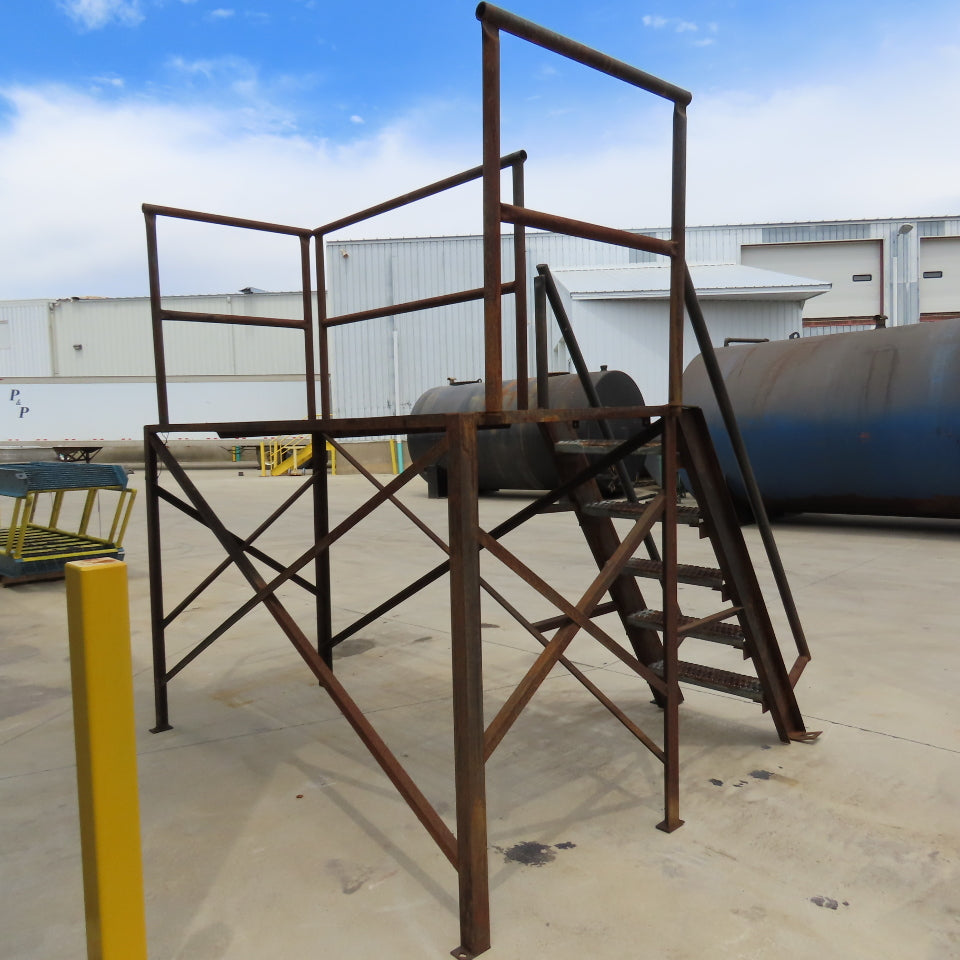 96" Long x 40" x 62" Work Height Elevated Machine Access Platform W/ Railing