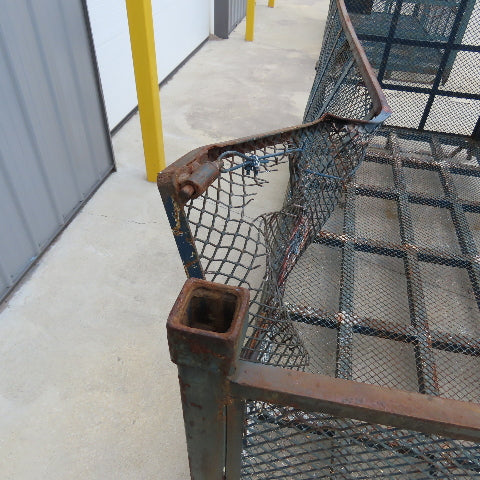 112"x48"x36" High Stackable Expandable Metal Container Crate Bin Tote (Damaged)