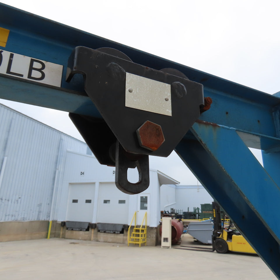 300 Lb Capacity Portable Straddle Floor Crane 69" Clearence 24" Travel W/Trolley