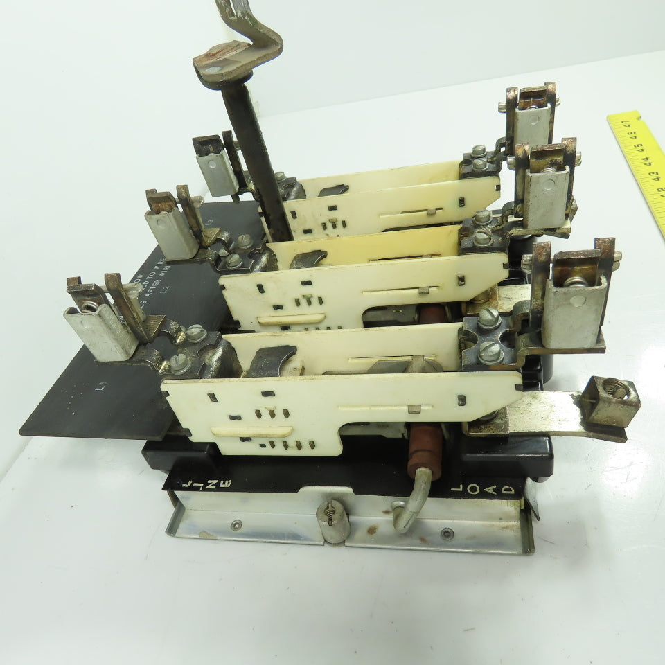 Trumbull Electric 3 Pole Fused Disconnect Switch