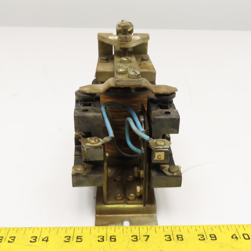 General Electric IC2820 600V 10A Contactor
