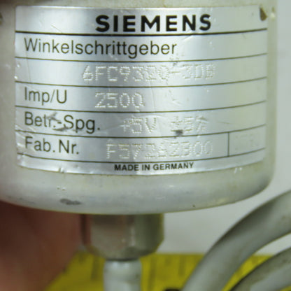 Siemens 6FC9320-3DB Encoder +5V +5% 2500 Imp/U 6mm Shaft With Cable