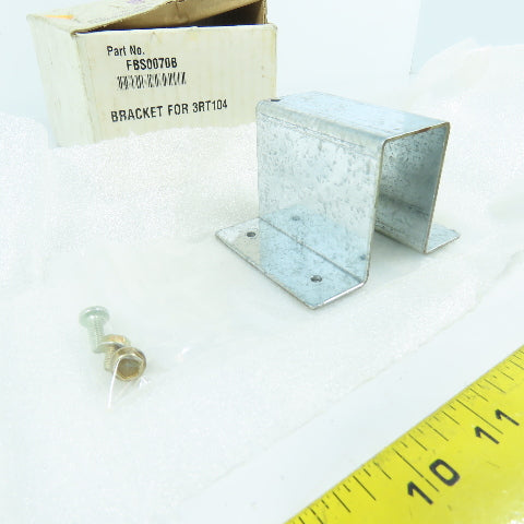 Siemens FBS0070B Circuit Breaker Mounting Bracket Support For 3RT104