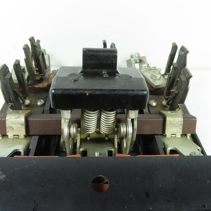 General Electric THMC34V2 3-Pole Fusible Disconnect Switch MW200 200A 600V