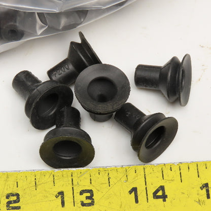 7200 Black Neoprene Bellows Suction Cup 5/32" Bore x 3/4" OD x 3/4" Tall Lot/320