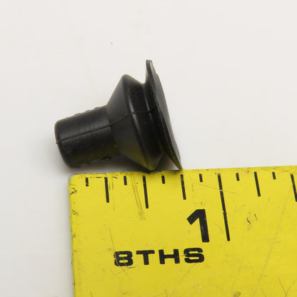 7200 Black Neoprene Bellows Suction Cup 5/32" Bore x 3/4" OD x 3/4" Tall Lot/320
